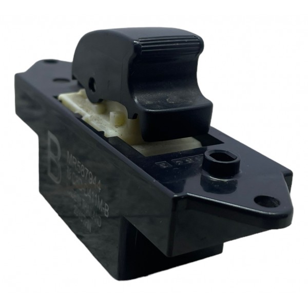 Botão Vidro Eletrico Traseiro Direito Lancer Evolution X 11