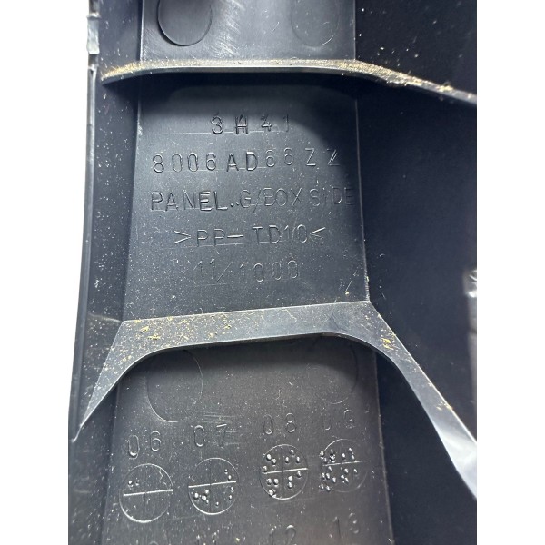 Acabamento Lateral Direito Porta Luva Lancer Evolution X 2.0