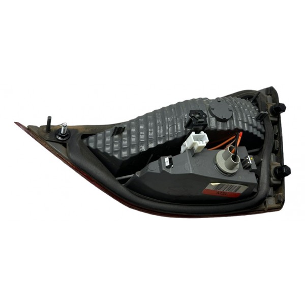 Lanterna Tampa Traseira Esquerda Elantra 2.0 2014