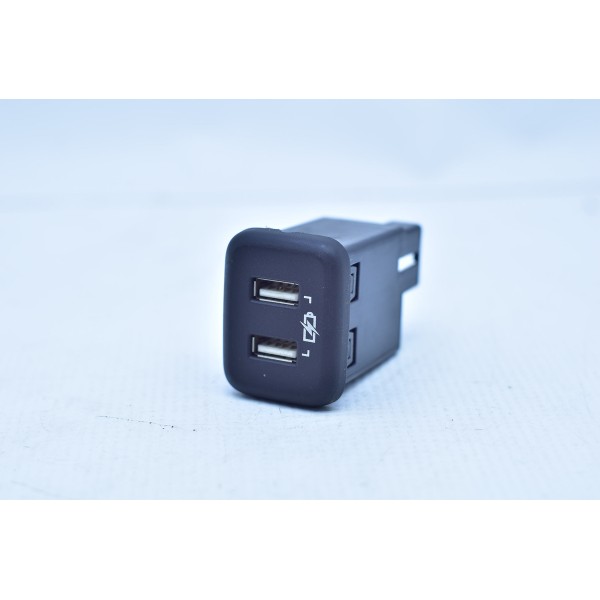 Entrada Usb Gm Onix Plus 1.0 Turbo 3cc 2020