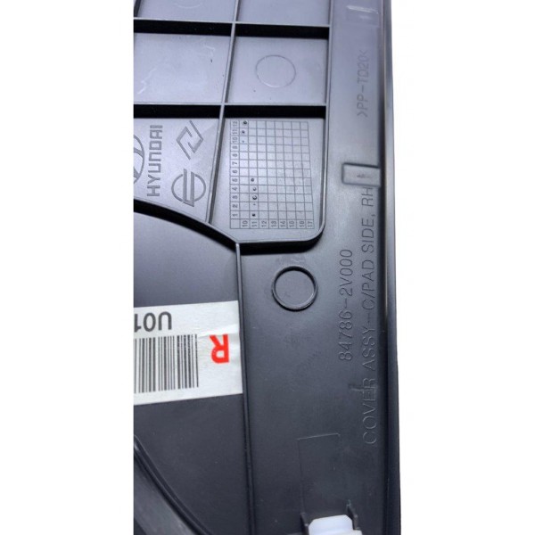 Acabamento Lateral Direito Painel  Veloster 1.6 2012