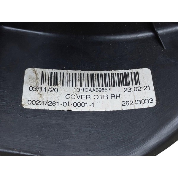 Acabamento Lateral Tabelier Direito Tracker 1.2 Turbo 2022